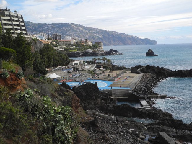 Kein typischer Strand - Suite Hotel Jardins D´ Ajuda - Funchal Kein typischer Strand