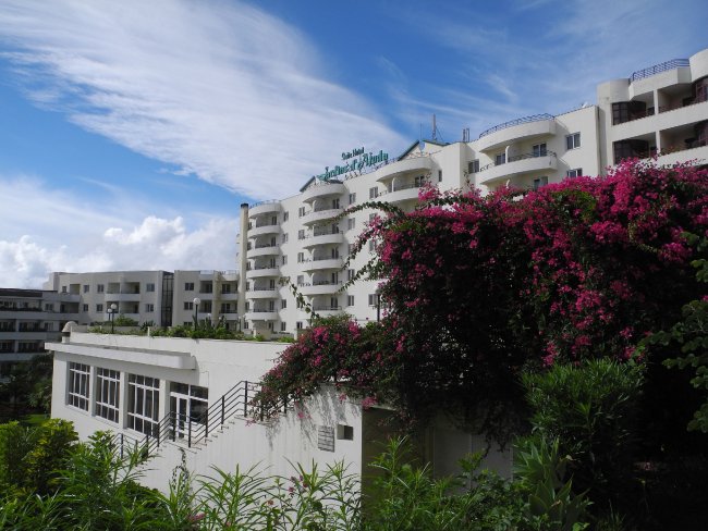 Wohngebäude - Suite Hotel Jardins D´ Ajuda - Funchal Wohngebäude