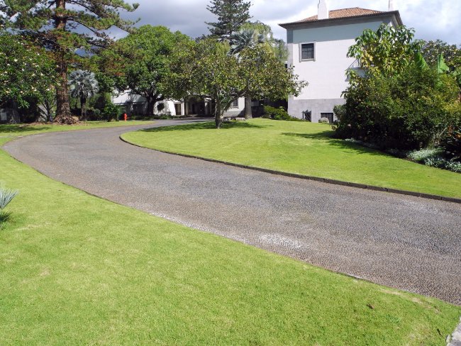 Übersichtlicher Garten - Hotel Quinta da Casa Branca - Funchal Übersichtlicher Garten