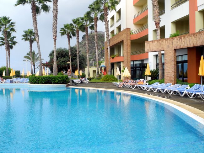 Poolterrasse - Hotel Savoy Calheta Beach - Calheta Poolterrasse