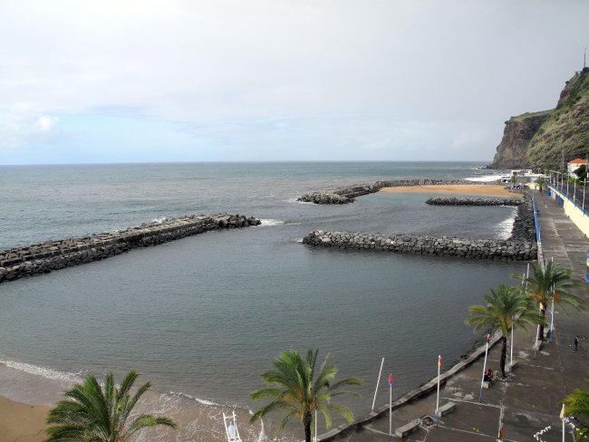 Künstlicher Strand - Hotel Savoy Calheta Beach - Calheta Künstlicher Strand