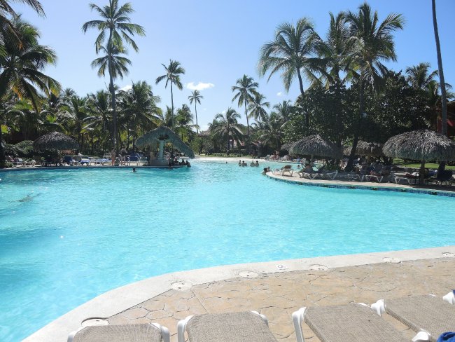 Blick über den Pool - Hotel Caribe Club Princess Beach Resort & Spa - Punta Cana Blick über den Pool