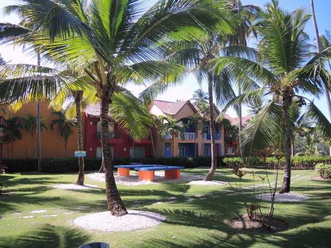 Schöne Außenanlagen - Hotel Tropical Princess Beach Resort & Spa - Punta Cana Schöne Außenanlagen