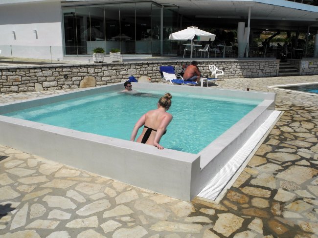 Whirlpool - Hotel Sensimar Nissaki Beach - Nissaki Whirlpool