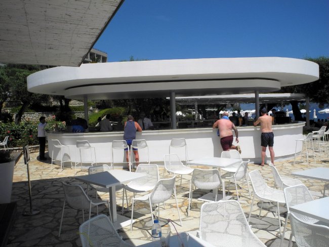 Poolbar - Hotel Sensimar Nissaki Beach - Nissaki Poolbar