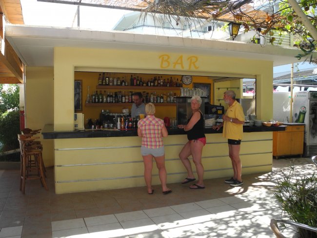 Poolbar - Hotel Elea Beach - Dassia Poolbar
