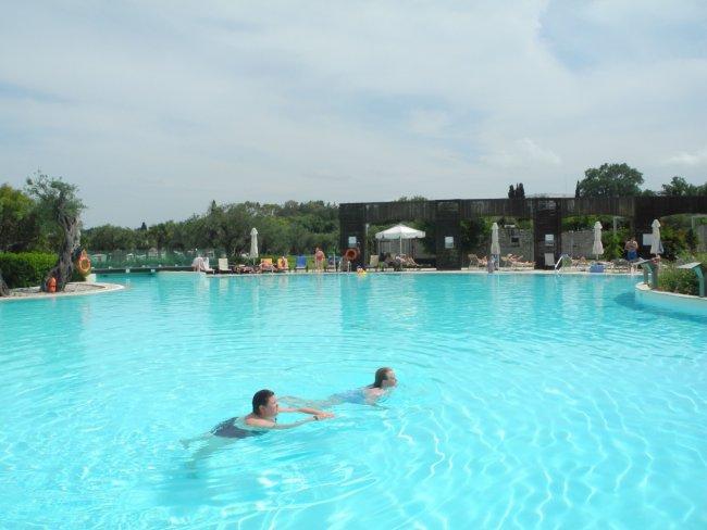 Blick über den Pool - Hotel Corfu Chandris - Dassia Blick über den Pool