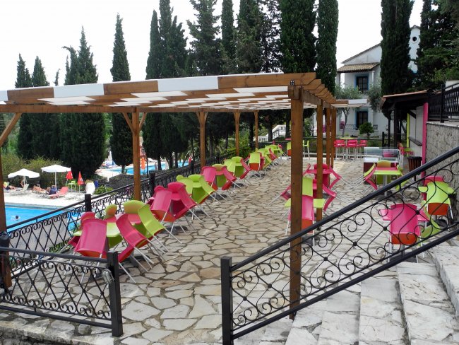 Poolbar - Hotel Magna Graecia - Dassia Poolbar