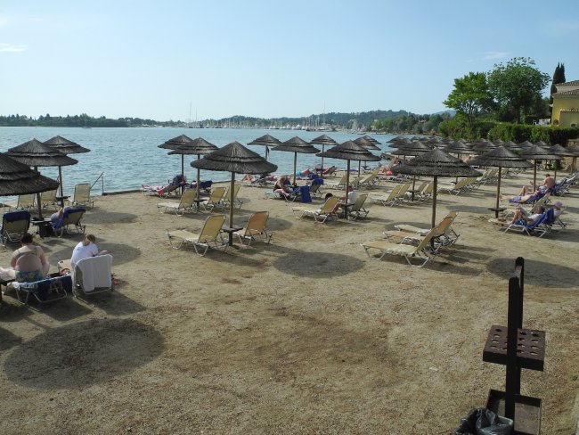 Öffentliche Liegen - Hotel Louis Corcyra Beach - Gouvia Öffentliche Liegen