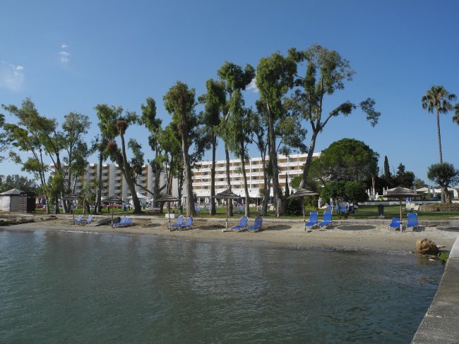 Blick über den Strand - Hotel Family Life Louis Kerkyra Golf - Kerkyra (Korfu-Stadt) Blick über den Strand