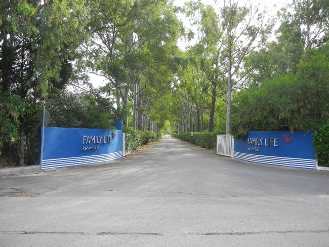 Zufahrt - Hotel Family Life Louis Kerkyra Golf - Kerkyra (Korfu-Stadt) Zufahrt