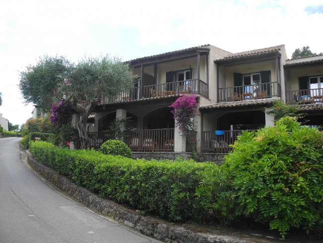 Kleine Gebäudeeinheiten - Hotel Aeolos Beach Resort - Perama Kleine Gebäudeeinheiten