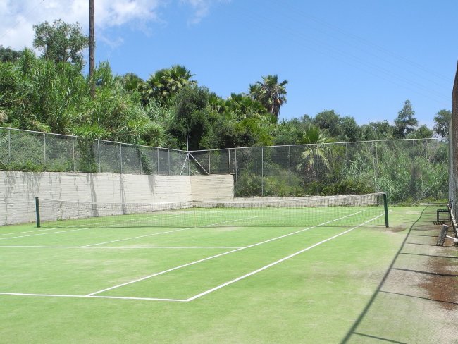 Tennis - Hotel Aeolos Beach Resort - Perama Tennis