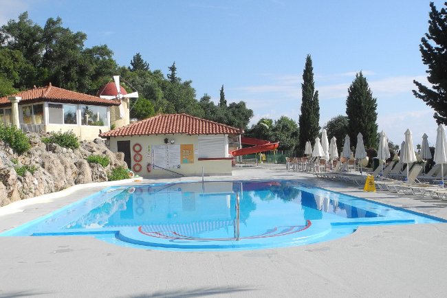 Höher gelegener Pool - Hotel Primasol Louis Ionian Sun - Agios Ioannis Höher gelegener Pool