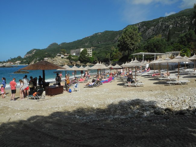 Öffentlicher Strand - Hotel CNic Paleo ArtNouveau - Paleokastritsa Öffentlicher Strand