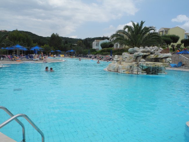 Kleine Grotte - Hotel Mareblue Beach - Agios Spyridon Kleine Grotte