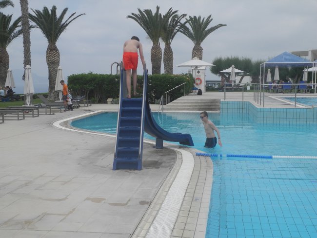 Kinderbecken mit Rutsche - Robinson Club Daidalos - Kardamena Kinderbecken mit Rutsche