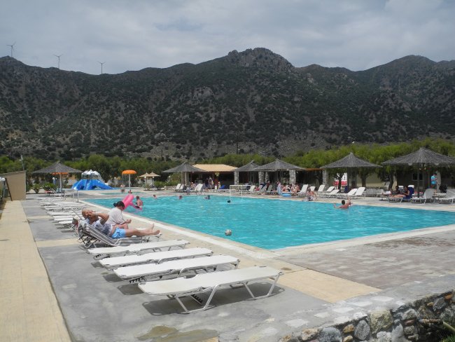 Poolbereich mit Bergblick - Hotel Akti Beach - Kardamena Poolbereich mit Bergblick