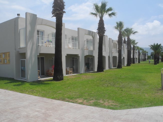 Niedrige Gebäude - Hotel Atlantica Holiday Village - Marmari Niedrige Gebäude