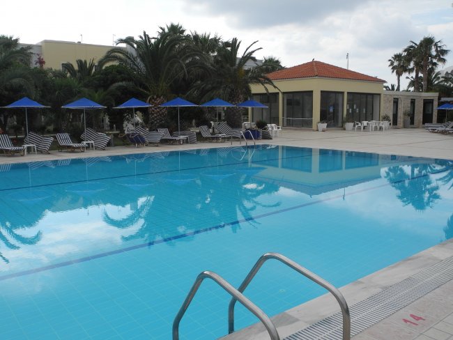 Schwimmbecken - Hotel Tigkaki Beach - Tigaki Schwimmbecken