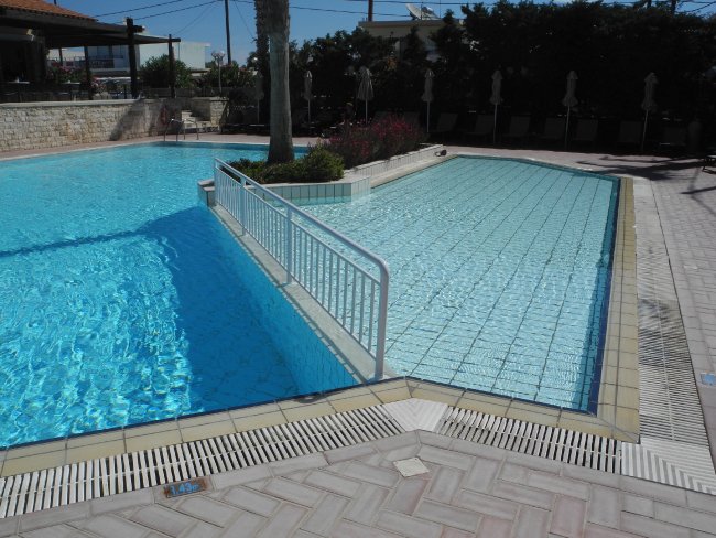 Kinderpool - Hotel Aegean Houses - Lambi Kinderpool