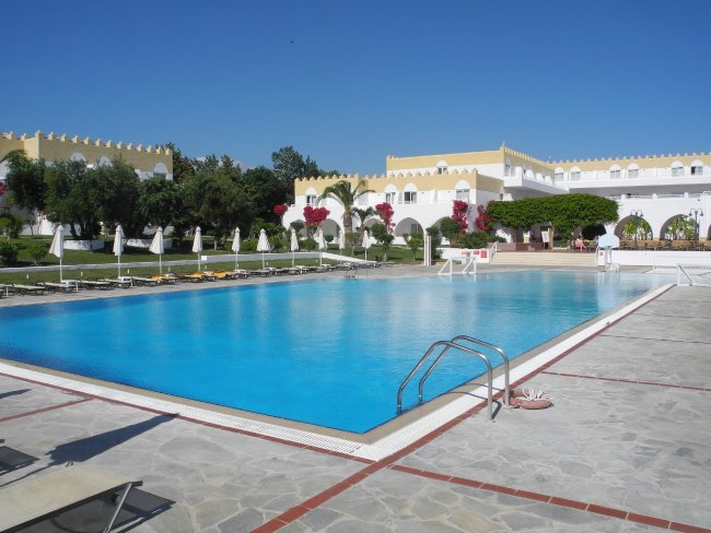 Großer Swimmingpool - Hotel Platanista - Kos Stadt Großer Swimmingpool