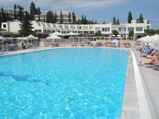 Hauptpool - Hotel Sunconnect Kipriotis Aqualand - Psalidi Hauptpool