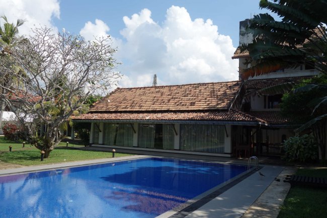 Blick über den Pool - Hotel Hibiscus Beach - Kalutara Blick über den Pool