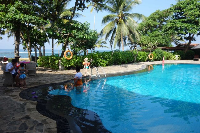 Pool nahe des Meeres - Hotel Earl´s Reef Beruwala - Bentota Pool nahe des Meeres