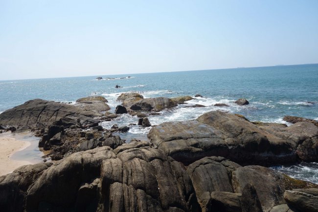 Steiniger Küstenbereich - Hotel Jetwing Lighthouse - Galle Steiniger Küstenbereich