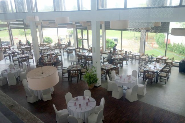 Restaurant - Hotel The Calm Resort & Spa - Pasikuda Restaurant