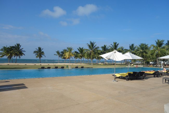 Hauptpool - Hotel Amaya Beach - Pasikuda Hauptpool