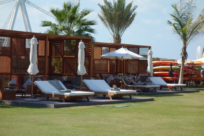 Besonders exklusive Liegen und Wassersport - Hotel Rixos Premium Dubai - Dubai Besonders exklusive Liegen und Wassersport