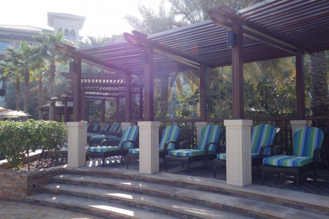 Besonders schöner Liegenbereich - Hotel Four Seasons Resort Dubai - Dubai Besonders schöner Liegenbereich
