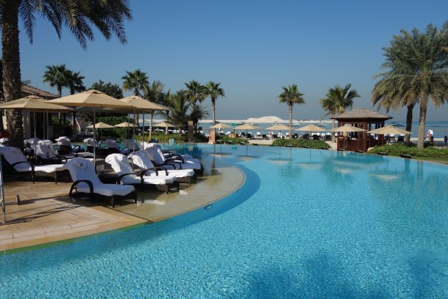 Poolanlage mit Meerblick - Hotel Four Seasons Resort Dubai - Dubai Poolanlage mit Meerblick