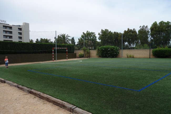 Fußballfeld - Hotel Mediterraneo Park - Roses Fußballfeld