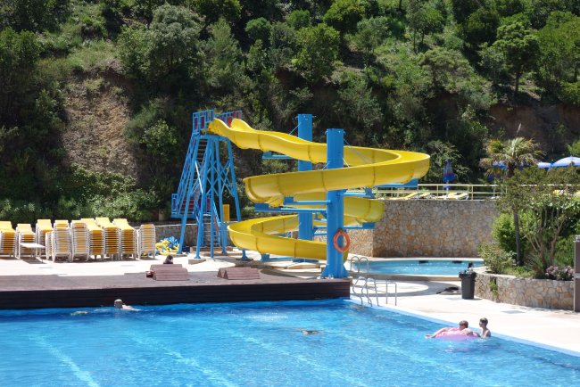 Rutschenpool - Hotel Giverola Resort - Tossa de Mar Rutschenpool
