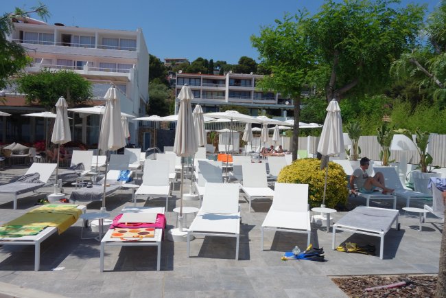 Liegenbereich - Hotel Golden Mar Menuda - Tossa de Mar Liegenbereich