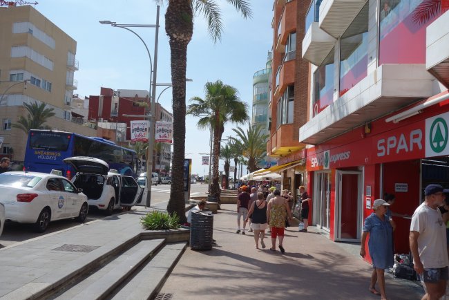 Straße Richtung Strand - Hotel Delamar - Lloret de Mar Straße Richtung Strand