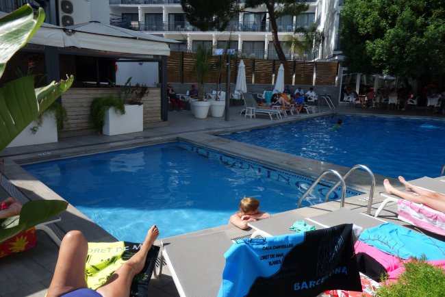 Blick über den Pool - Gran Hotel Flamingo - Lloret de Mar Blick über den Pool