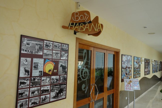 Habana Bar - Hotel Golden Taurus Park Resort - Pineda de Mar Habana Bar