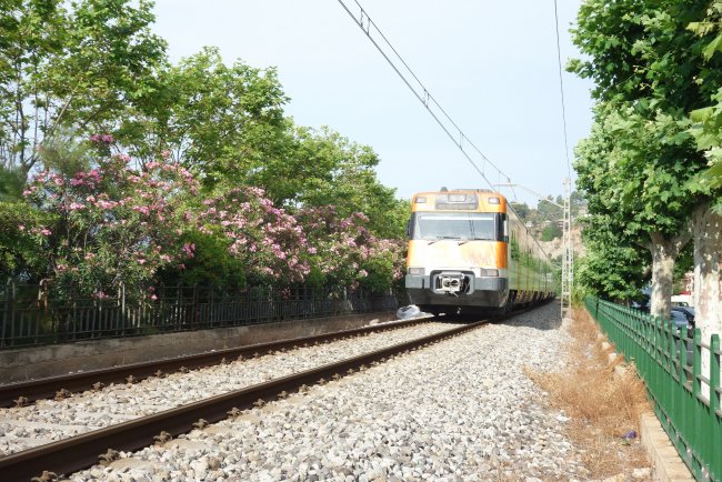 Küstenschnellbahn - Hotel Bernat II - Calella Küstenschnellbahn