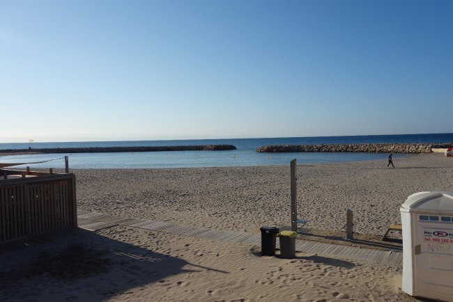 Nächster Strand - Hotel Sunway Playa Golf & Spa - Sitges Nächster Strand