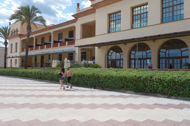 Direkt an der Promenade - Hotel Le Méridien Ra - Calafell Direkt an der Promenade