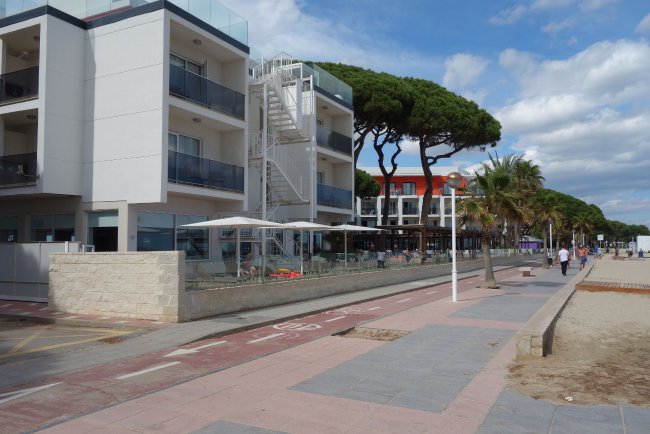Direkt an der Strandpromenade