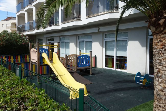 Außenbereich vom Miniclub - Hotel Estival Centurión Playa - Cambrils Außenbereich vom Miniclub