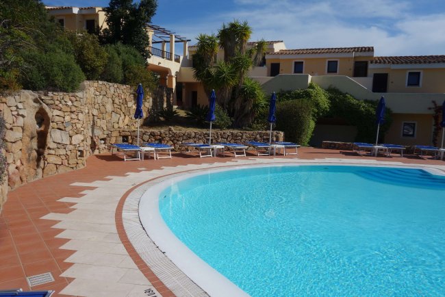 Sonnenterrasse am Pool - Hotel Stelle Marine - Cannigione Sonnenterrasse am Pool