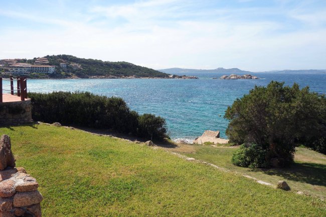 Ausblick von der Terrasse mit Meerblick - Hotel La Bisaccia - Baia Sardinia Ausblick von der Terrasse mit Meerblick