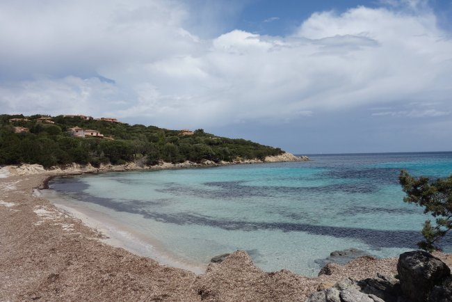500 m bis zum Strand Cala Granu - Hotel Colonna Country & Sporting Club - Porto Cervo 500 m bis zum Strand Cala Granu