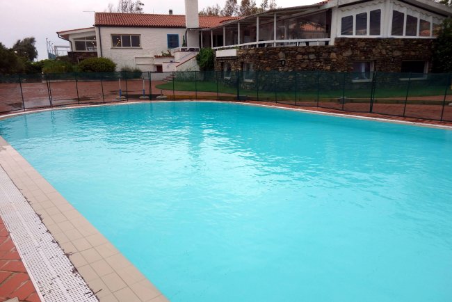 Blick über den Pool